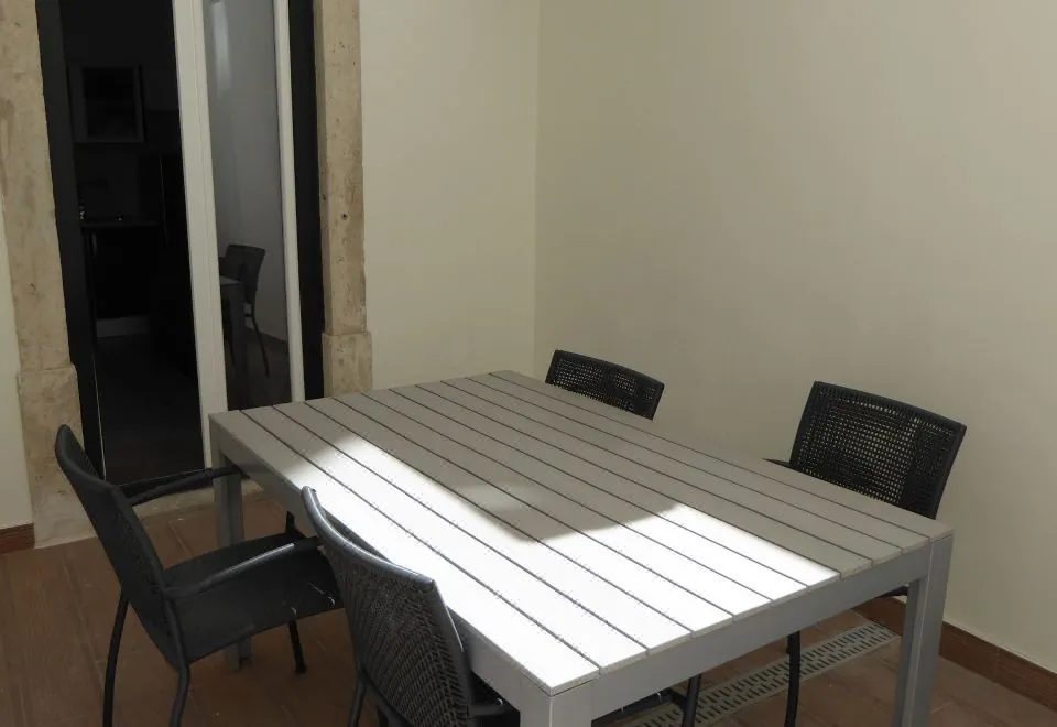 DoBairro Suites at Bairro Alto
