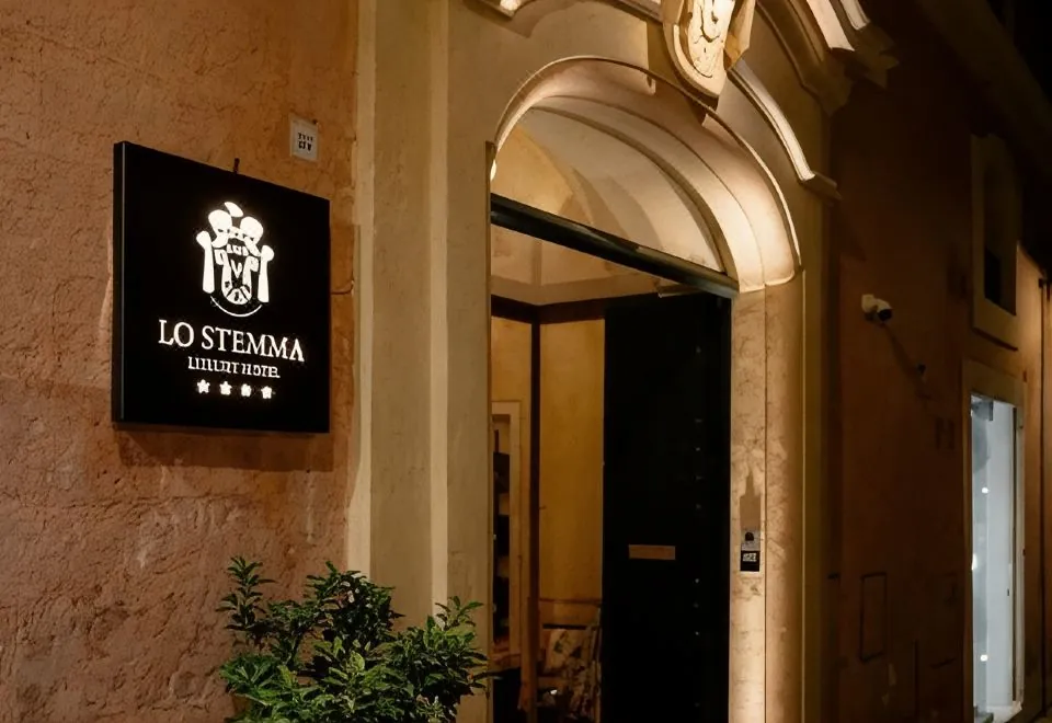 Lo Stemma Luxury Boutique Hotel