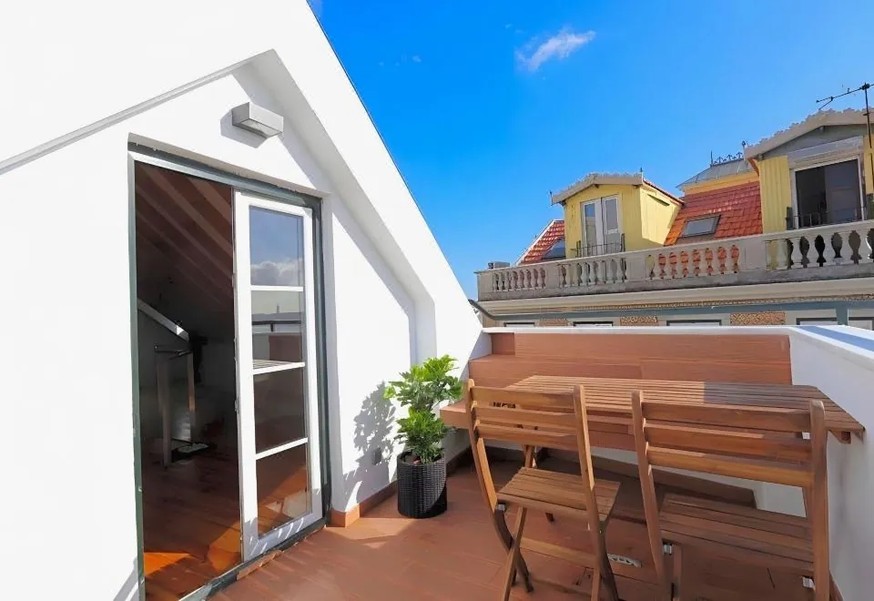 Flores Guest House