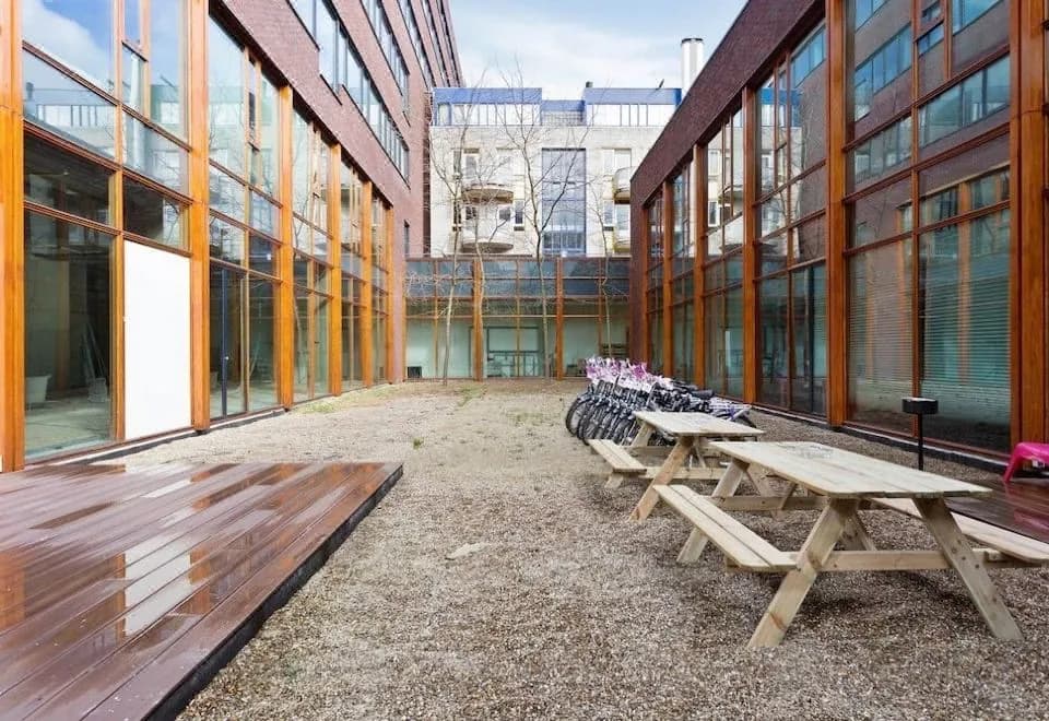 Hostelle - Female Only Hostel