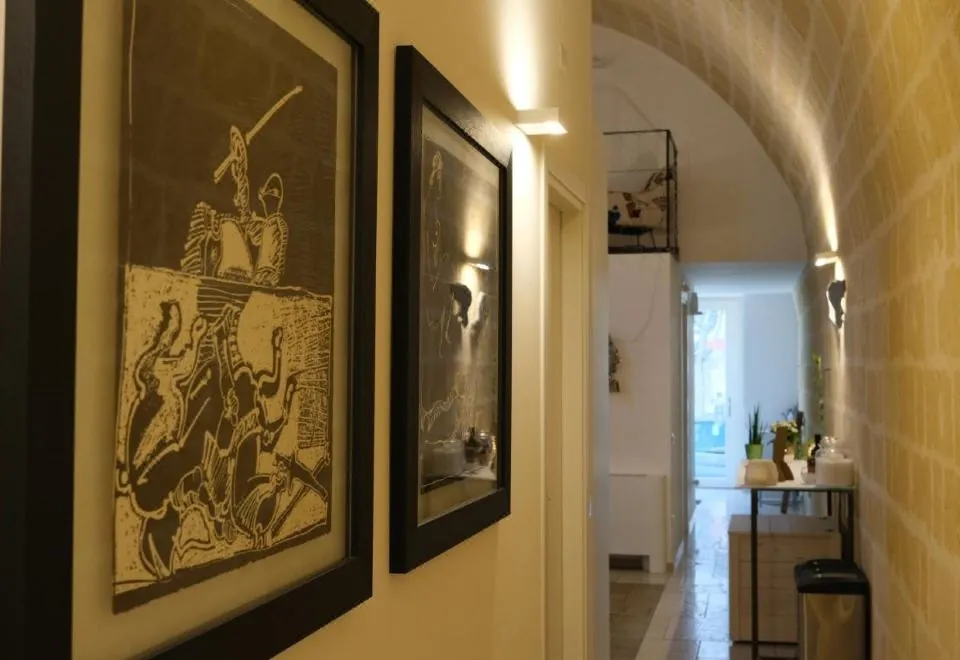 Lamia Room Rentals