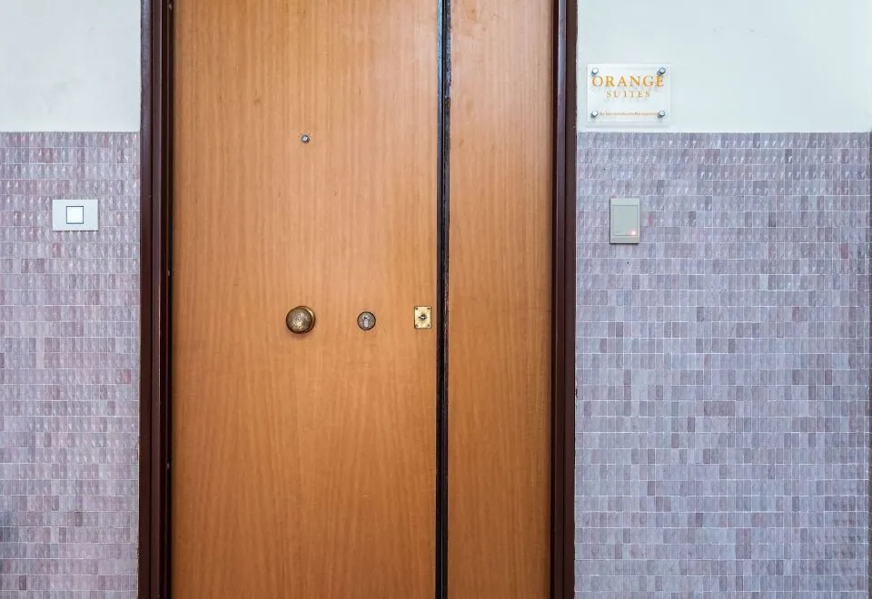 Sorrento Orange Suites