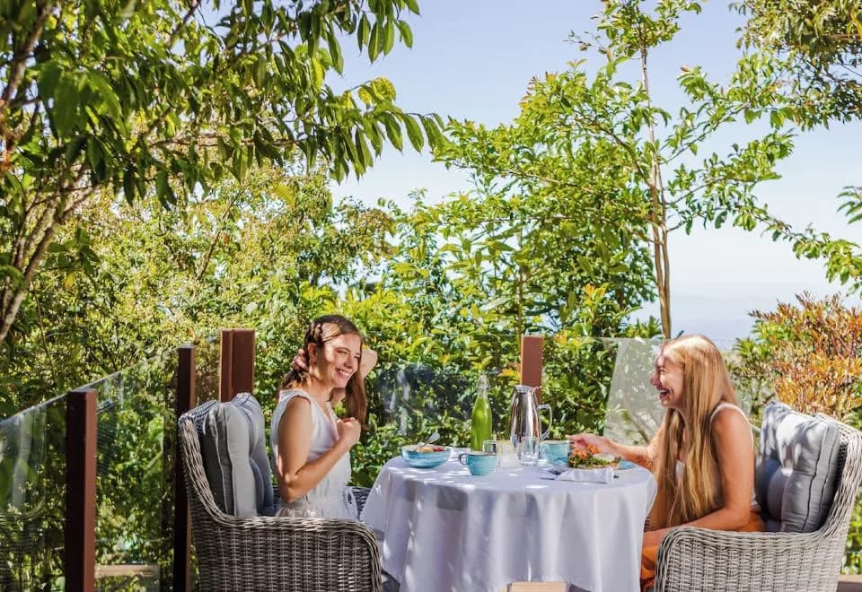 Chira Glamping Monteverde