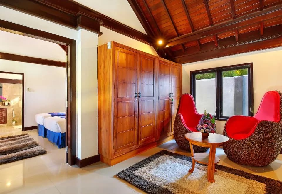 Alysha Villa Seminyak Beachside