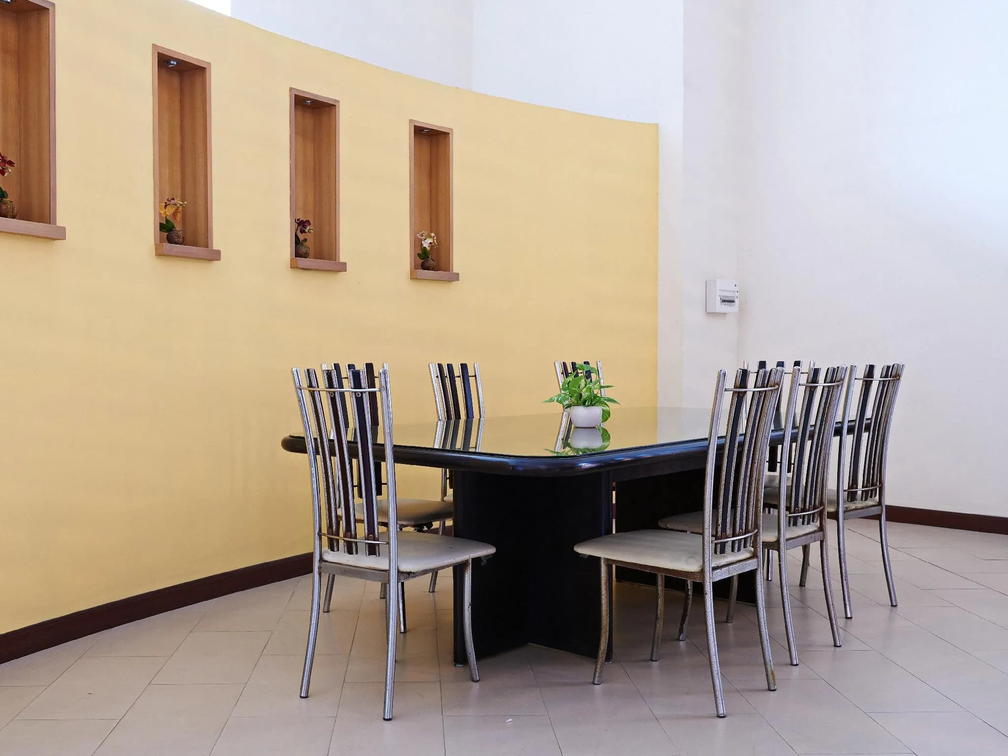 Eastiny Plaza Hotel