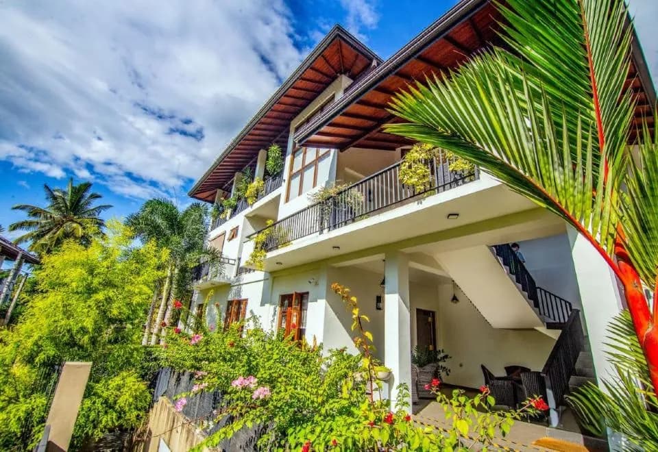 Rivora Residence