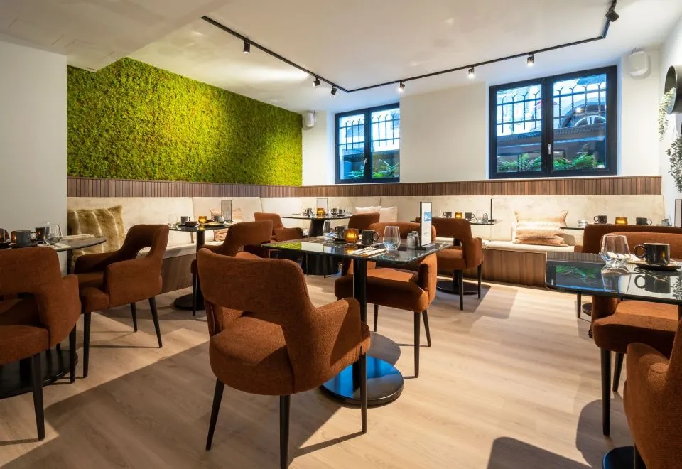 ONE TWO FOUR - Hotel & Spa