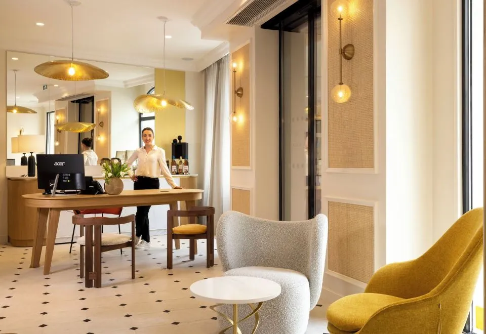 Alberte Hotel