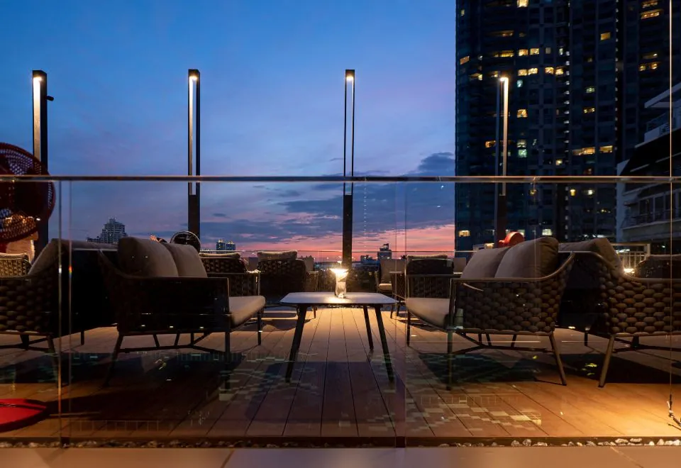 Ten Six Hundred, Chao Phraya, Bangkok by Preference