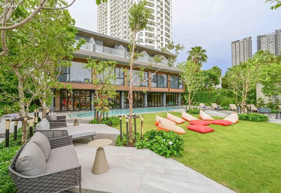 Ten Six Hundred, Chao Phraya, Bangkok by Preference