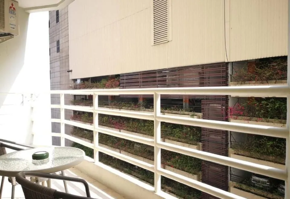 Condo Express View Talay 6