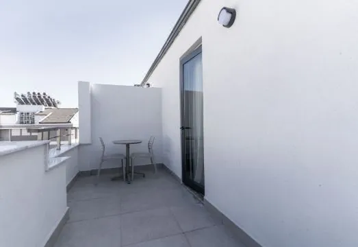 Irenic Hotel
