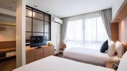 Sunshine Hip Hotel