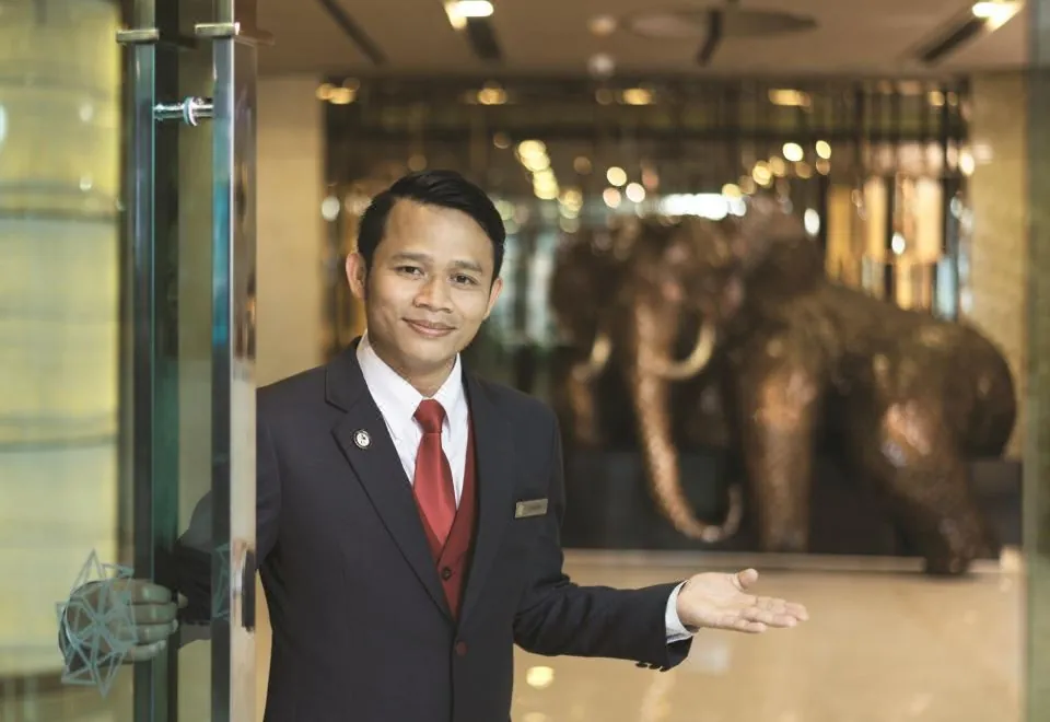Solitaire Bangkok Sukhumvit 11