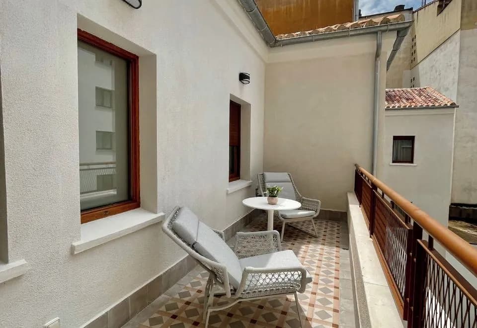 Prisma Suites