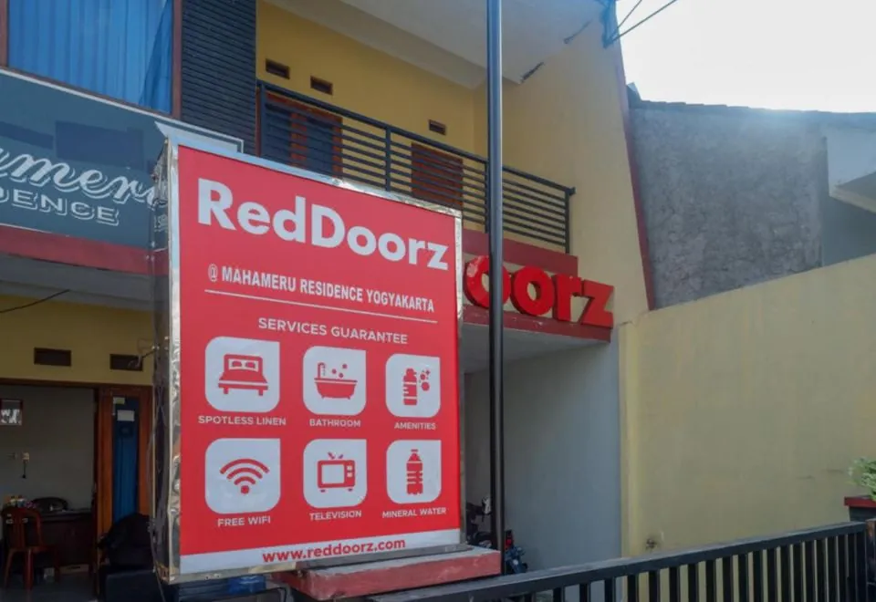 ReDdoorz @ Mahameru Residence Yogyakarta