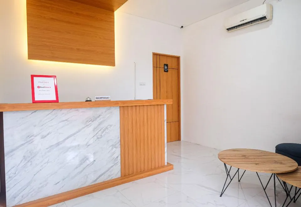 RedDoorz near Ambarrukmo Area