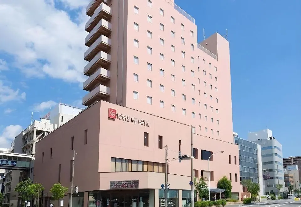 Alpico Plaza Hotel