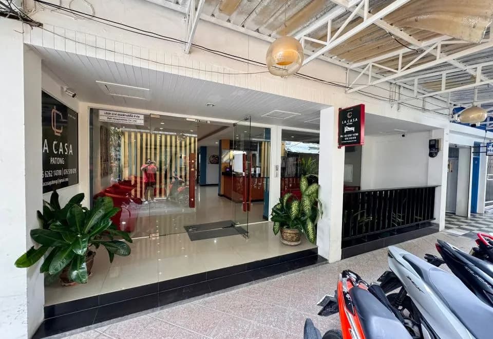 La Casa Patong