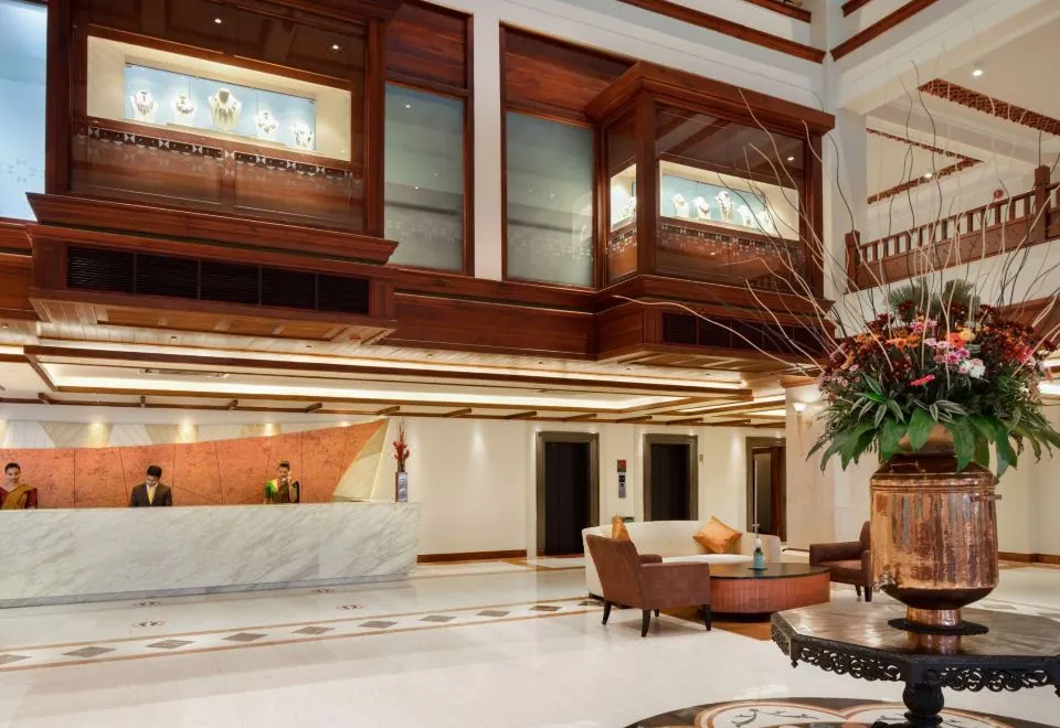 Earl's Regency Hotel