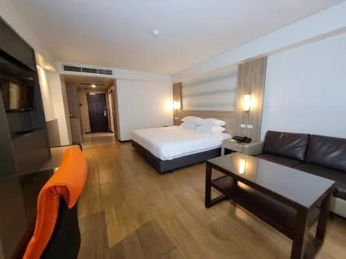 Dynasty Grande Hotel