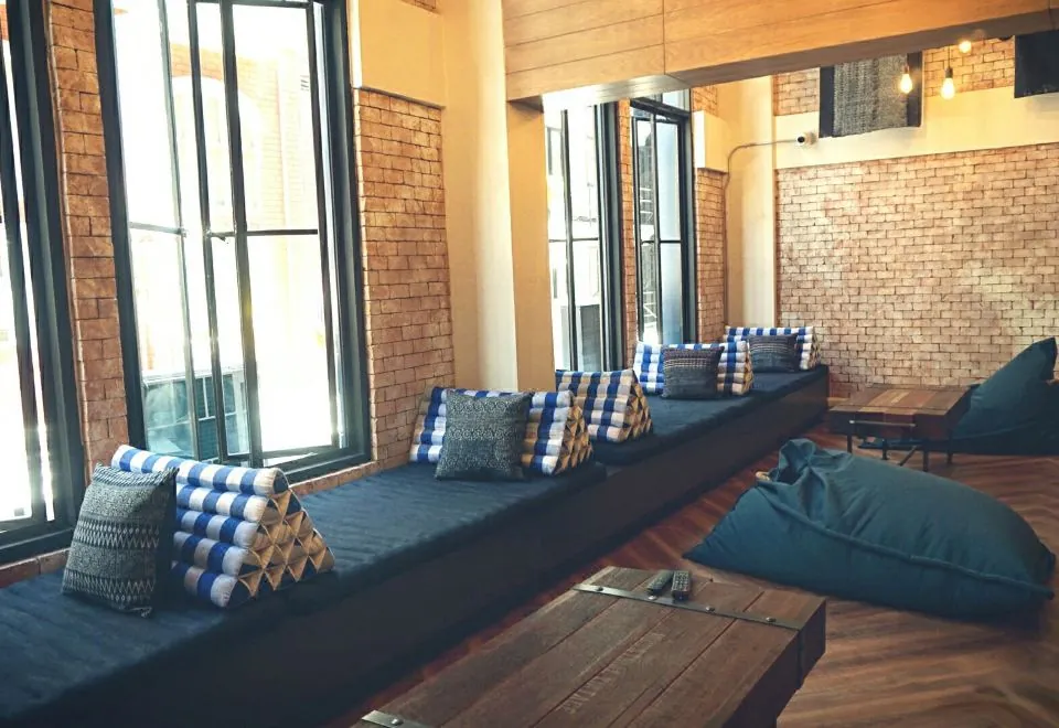 Natee Hostel