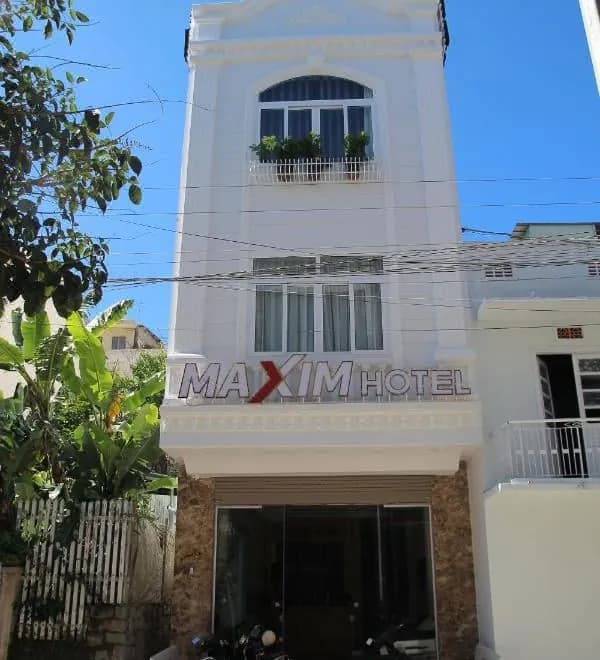 Maxim Hotel