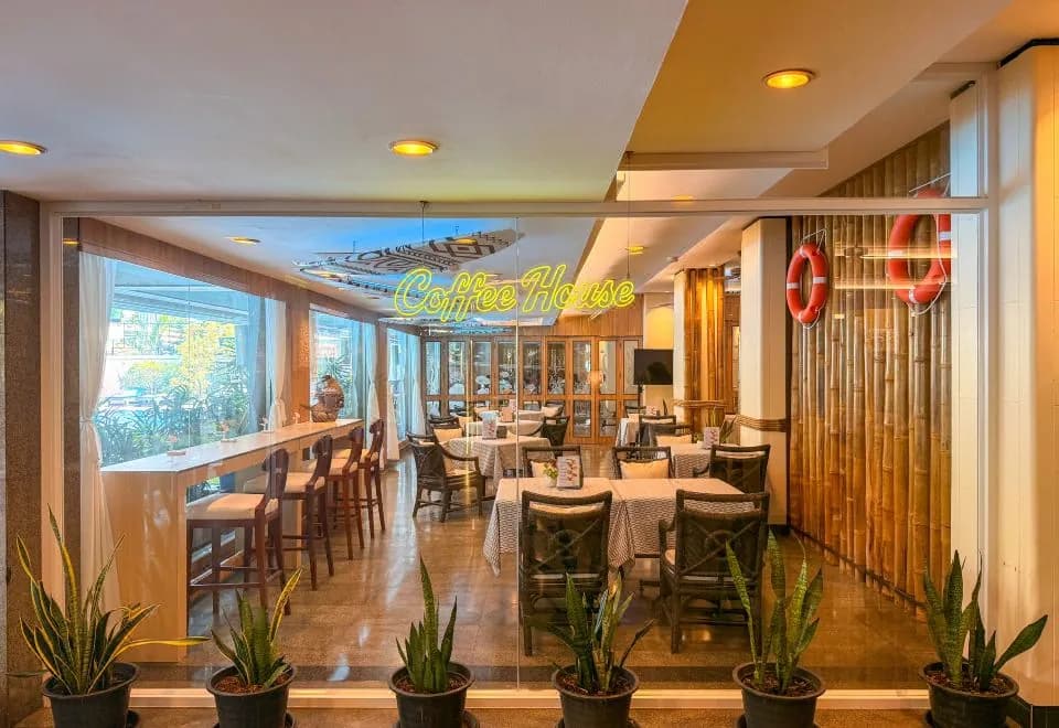 Golden Beach Hotel Pattaya