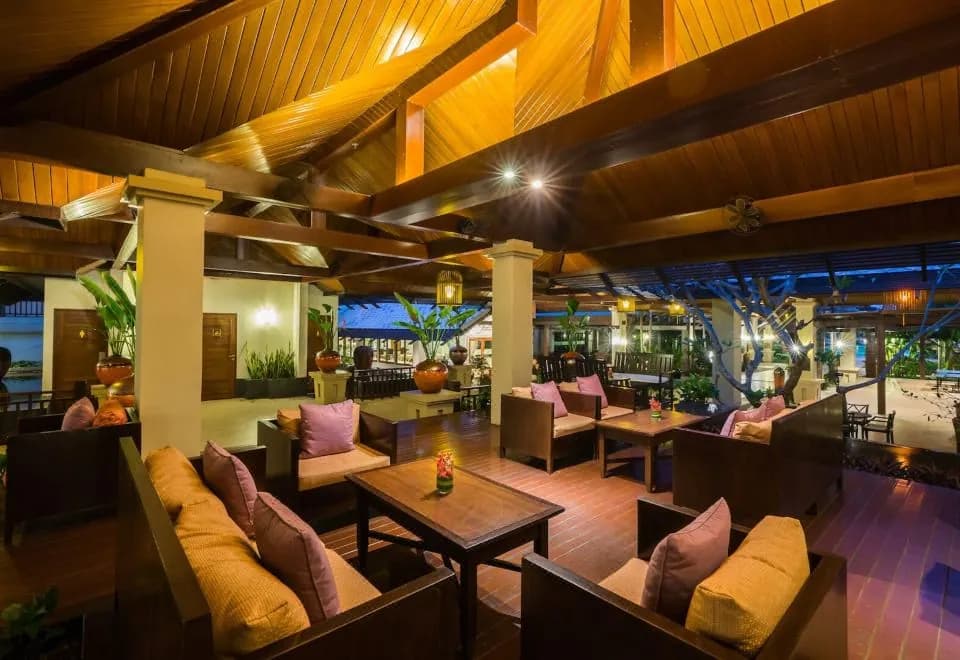Ravindra Beach Resort & Spa