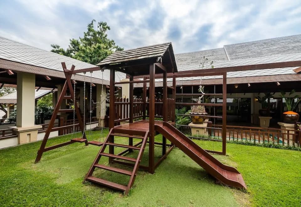 Ravindra Beach Resort & Spa