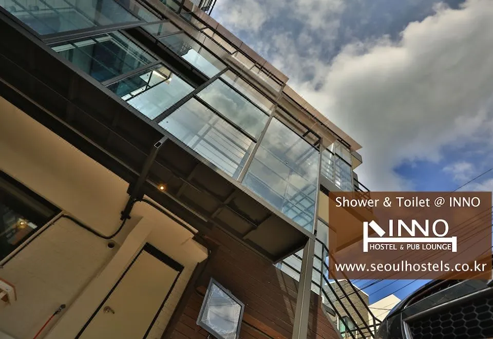 Inno Hostel & Pub Lounge Hongdae