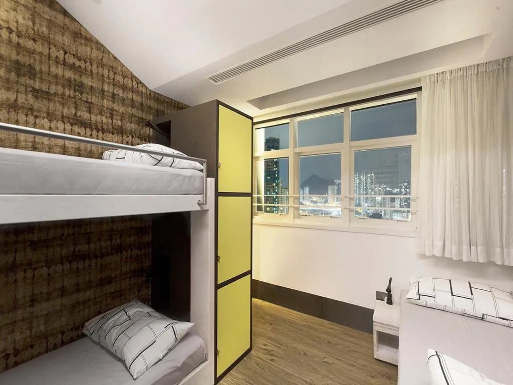 Mojo Nomad Aberdeen Harbour by Ovolo