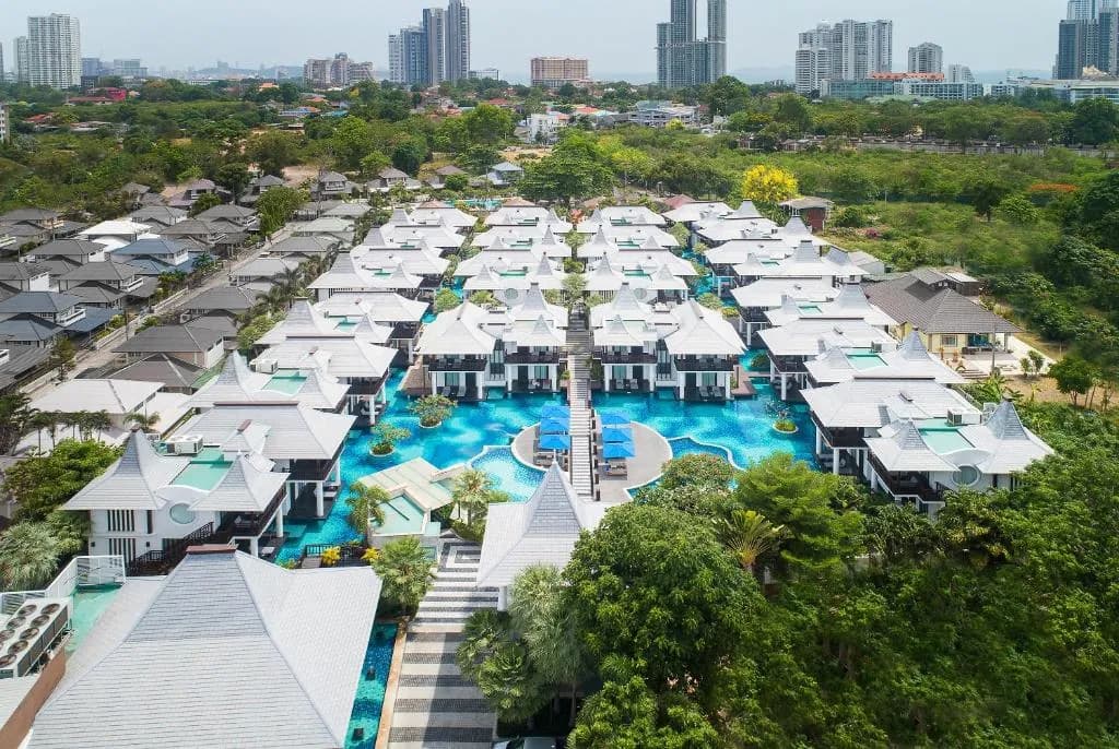 Z Through by The Zign Pattaya