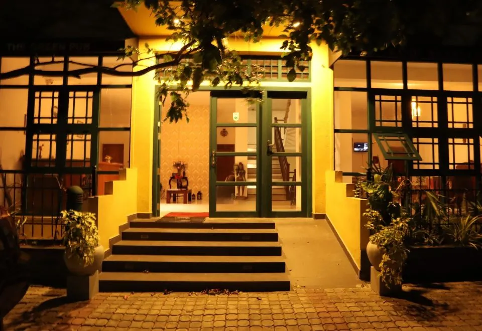 Kandy Rivers Edge Nature Resort