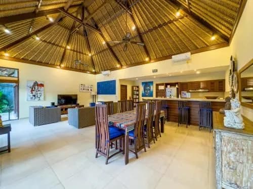 Villa Bugis Drupadi Seminyak