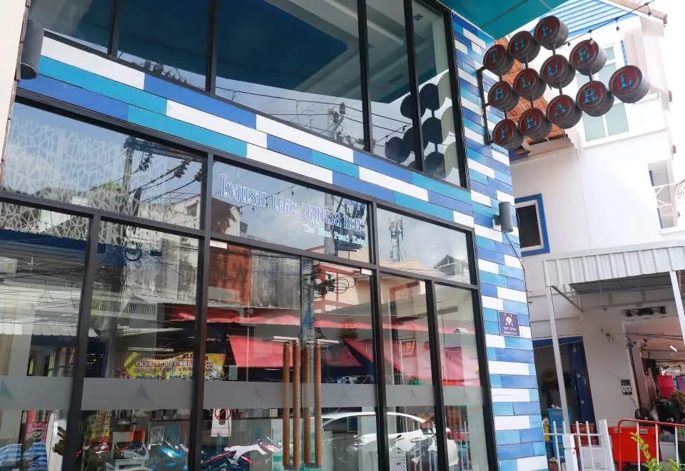 The Blue Pearl Kata Hotel