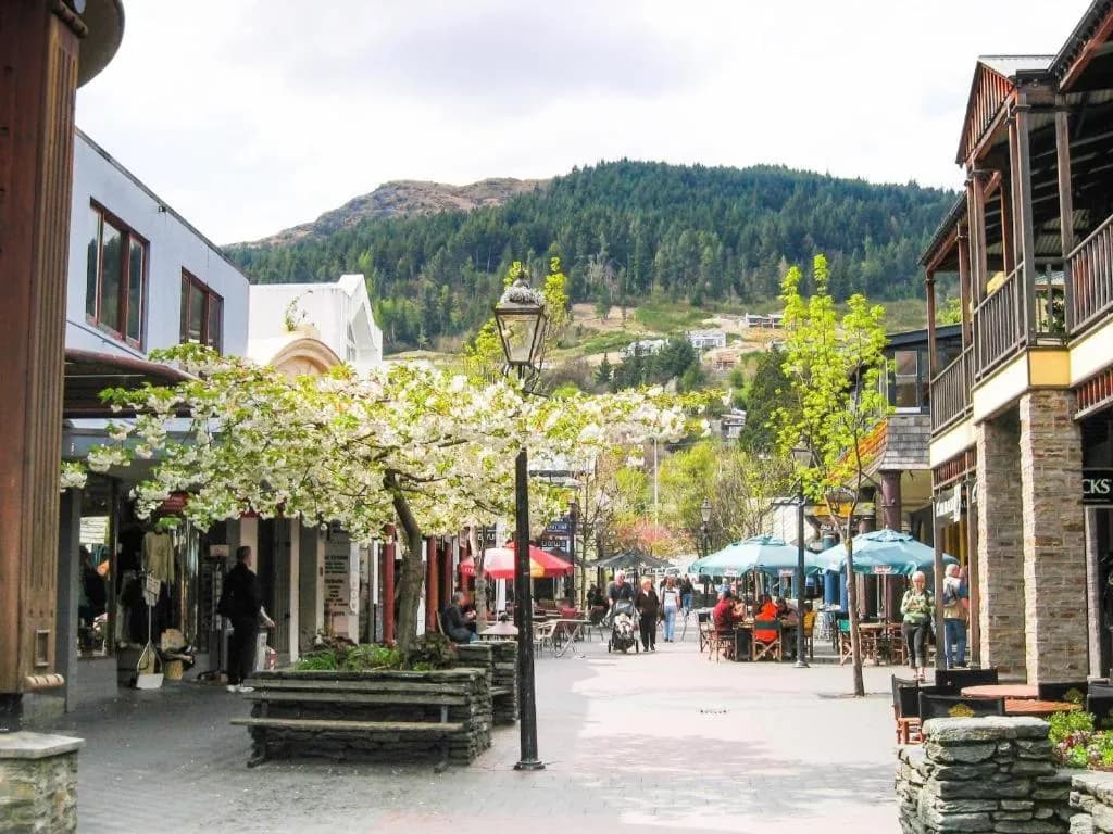 Base Queenstown