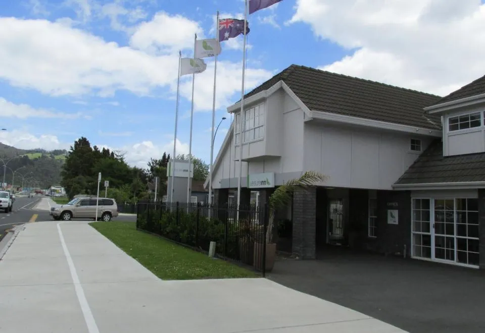 Lake Rotorua Hotel