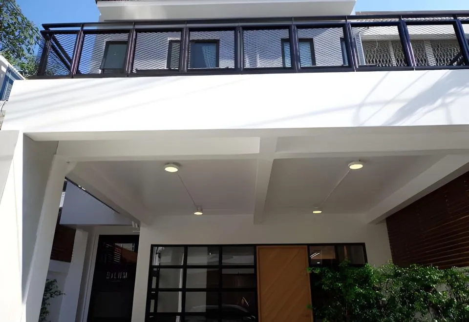 Silom Studios