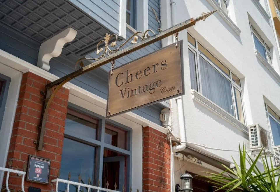 Cheers Vintage - Hostel