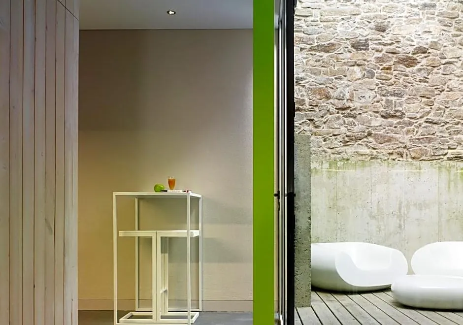 Moure Hotel