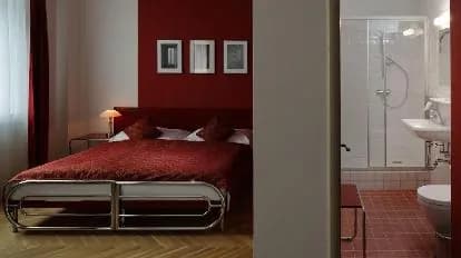 Axa Hotel