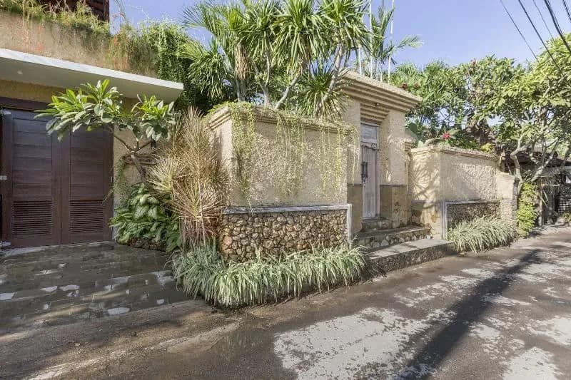 Villa Nesanur - Comfortable & Spacious Beachside Sanur