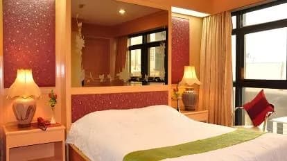 Parkway Inn
