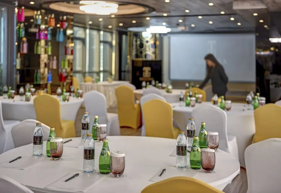 Gevora Hotel