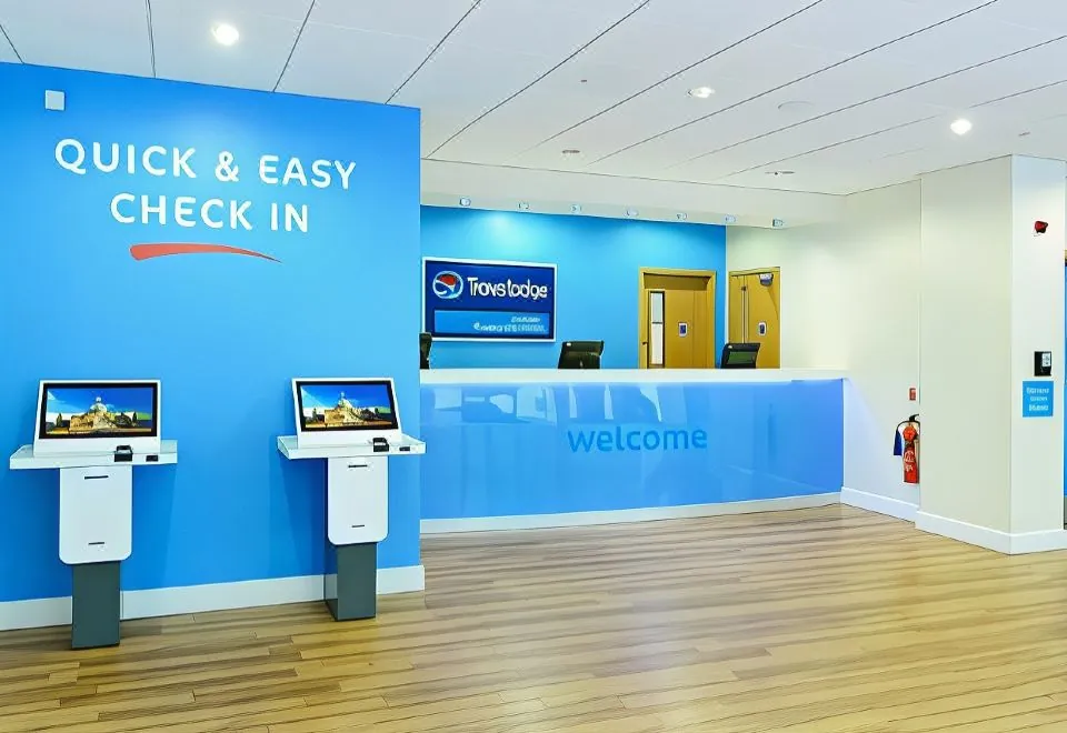 Travelodge London Central City Road