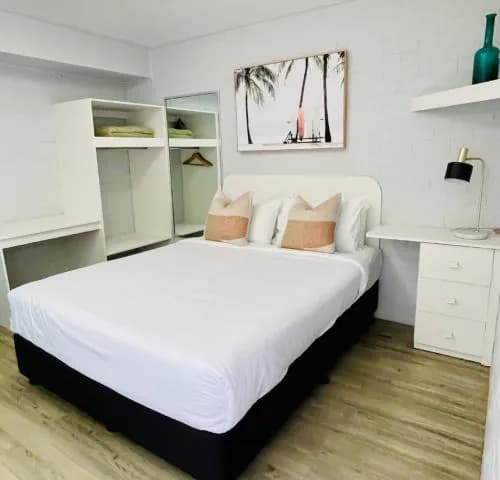 Bay Motel