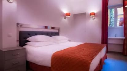 Hotel Eiffel Segur