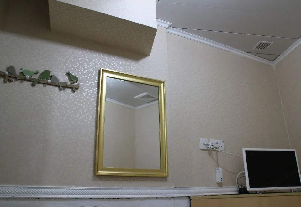 Orchid Inn