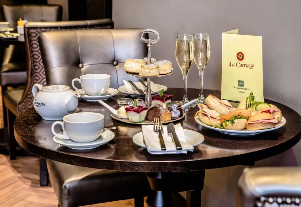 Courthouse Hotel London